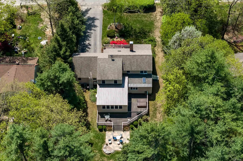 4 Rocky Lane Durham NH 03824