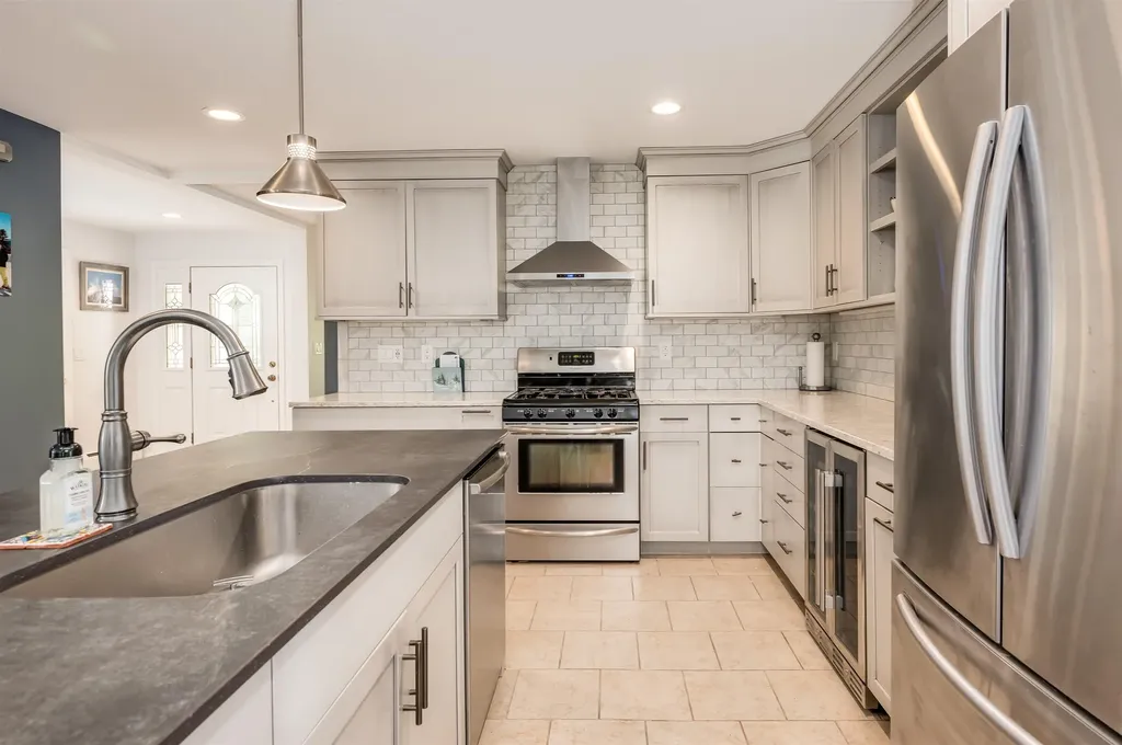 4 Rocky Lane Durham NH 03824