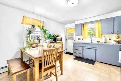 373 Lowell Street Manchester NH 03104