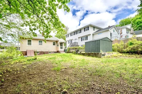 373 Lowell Street Manchester NH 03104