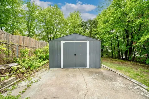 373 Lowell Street Manchester NH 03104