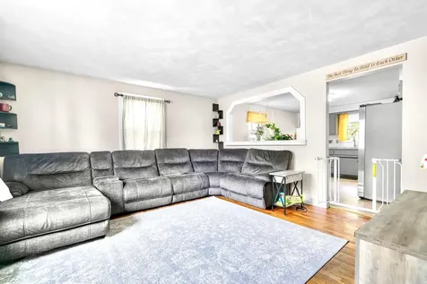 373 Lowell Street Manchester NH 03104