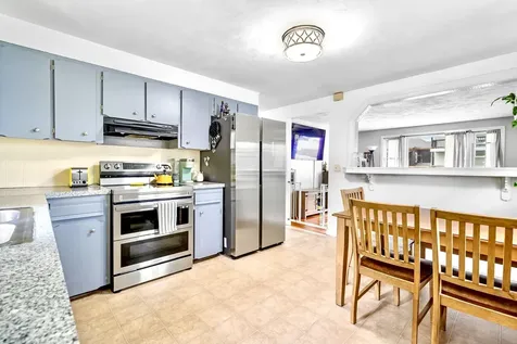 373 Lowell Street Manchester NH 03104