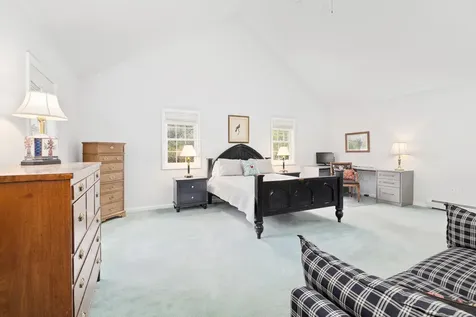 32 Old Farm Road Norwich VT 05055
