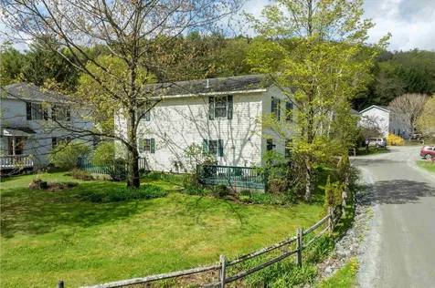 141 Dawn Drive Hartford VT 05001