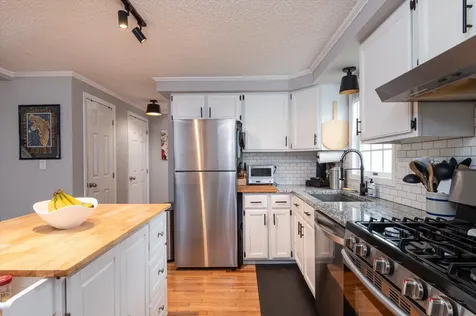 141 Dawn Drive Hartford VT 05001