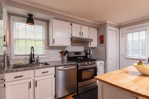 141 Dawn Drive Hartford VT 05001