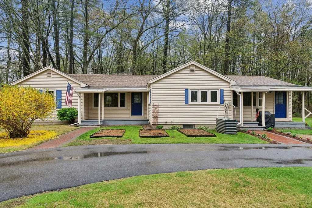 29 Pine Street Rollinsford NH 03869