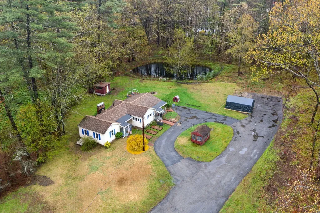 29 Pine Street Rollinsford NH 03869