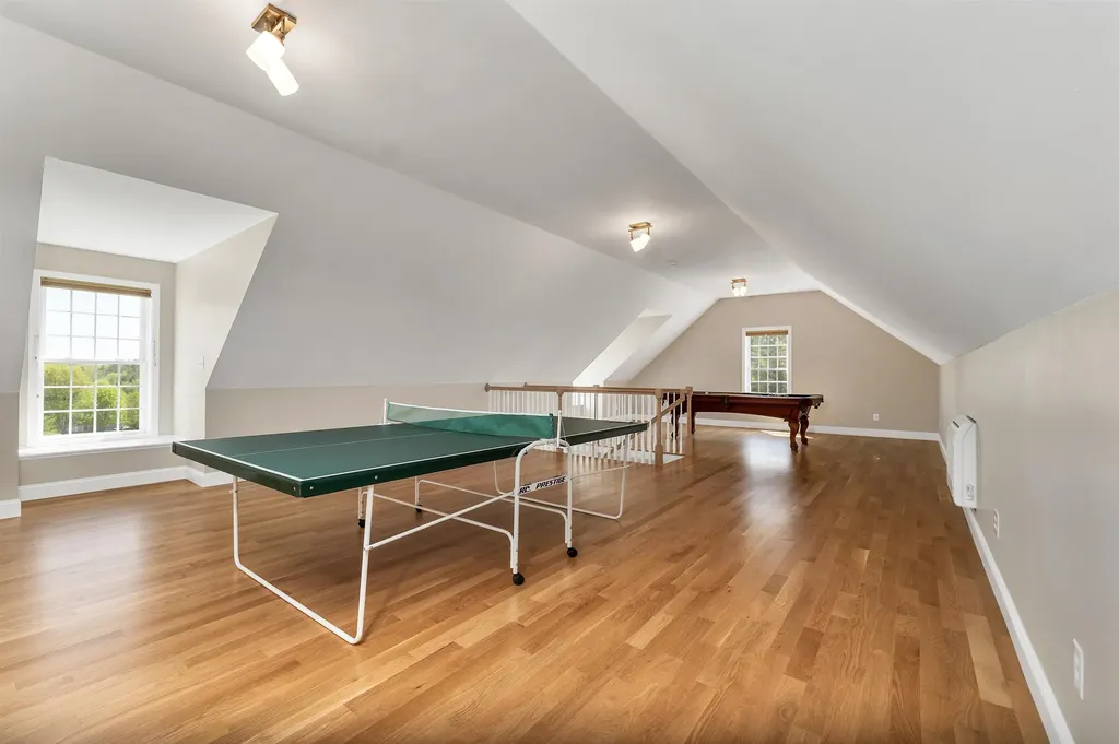 2 Depot Lane Lee NH 03861