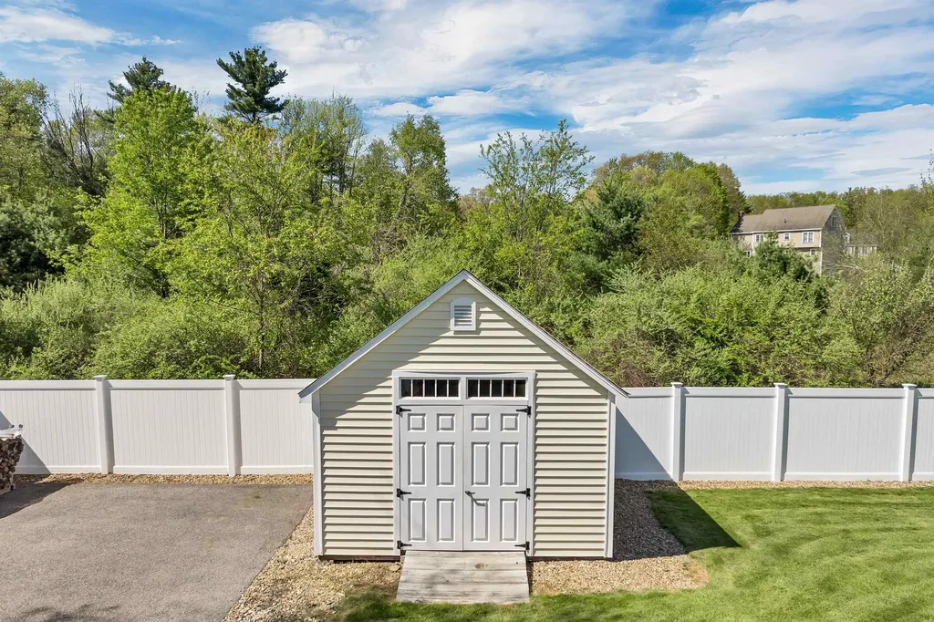 2 Depot Lane Lee NH 03861