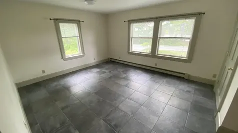 275-279 Mast Road Durham NH 03824