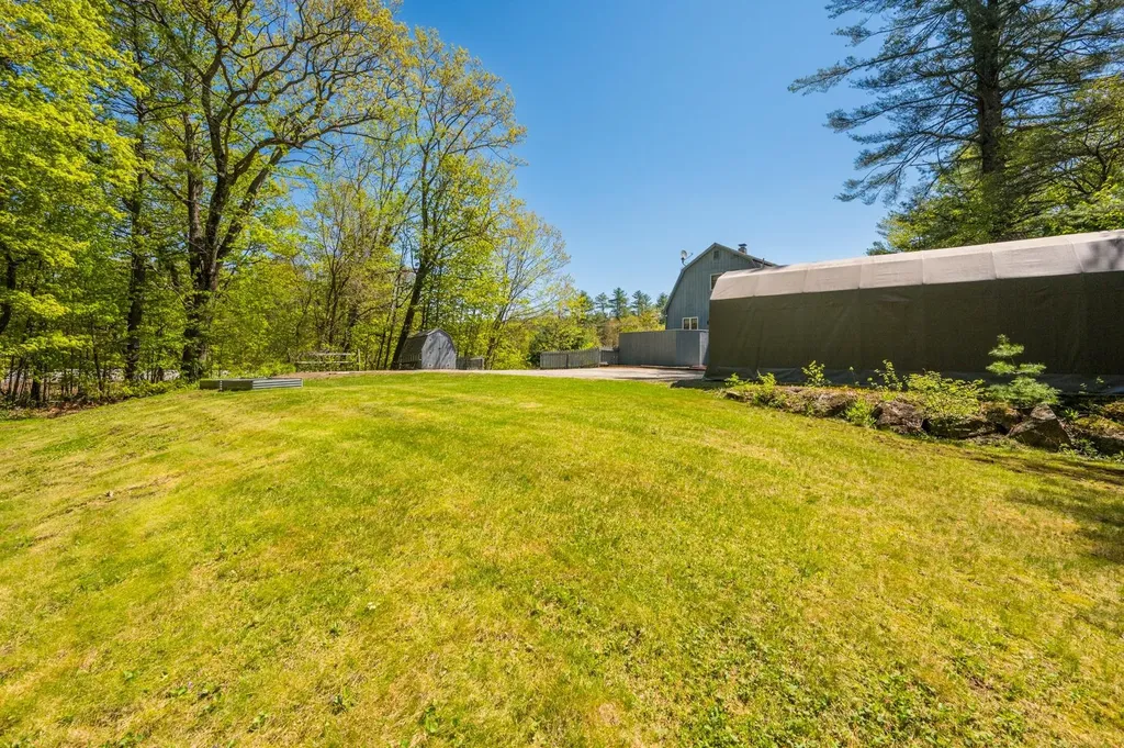 20 Church Street Bradford NH 03221