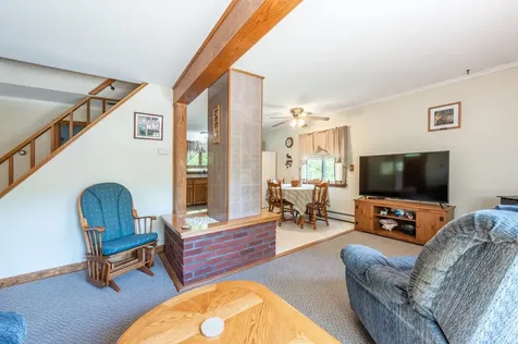 20 Church Street Bradford NH 03221