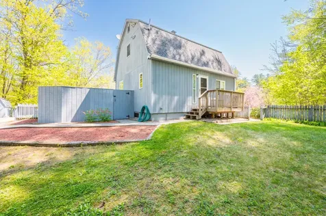 20 Church Street Bradford NH 03221