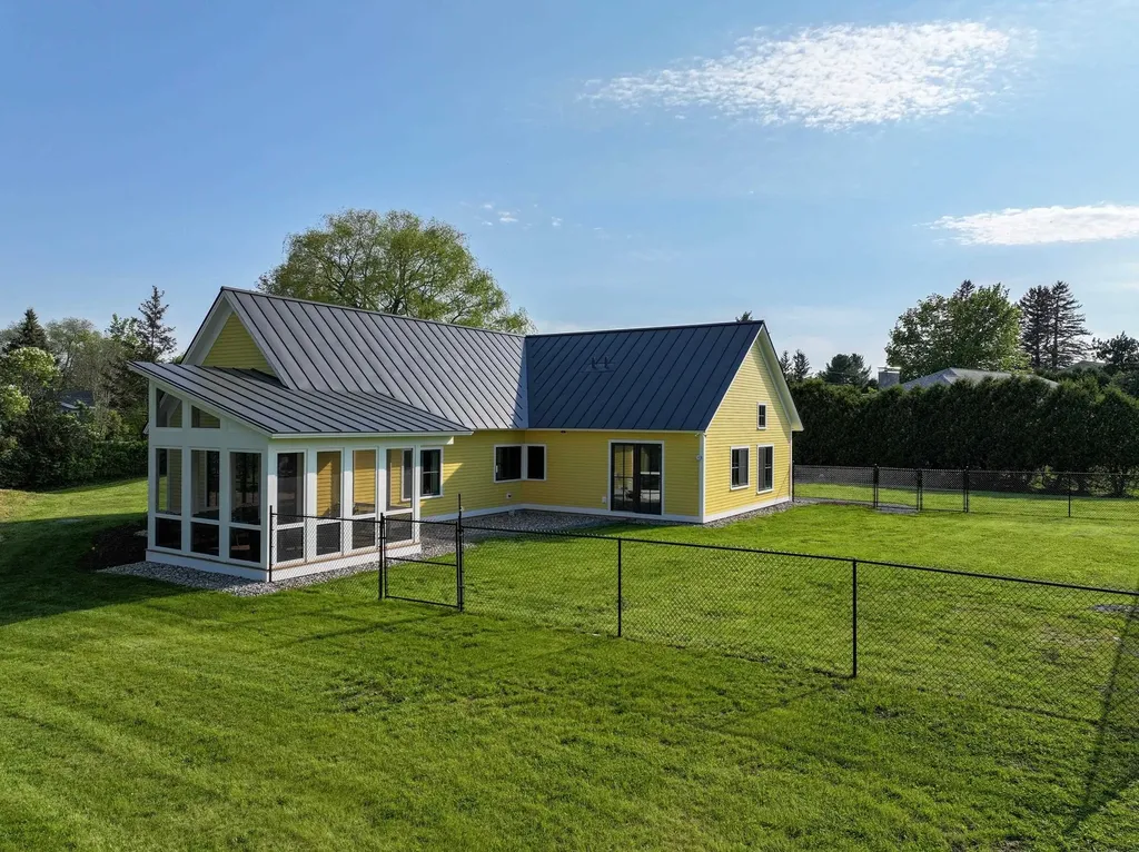166 Terrace Heights Weybridge VT 05753