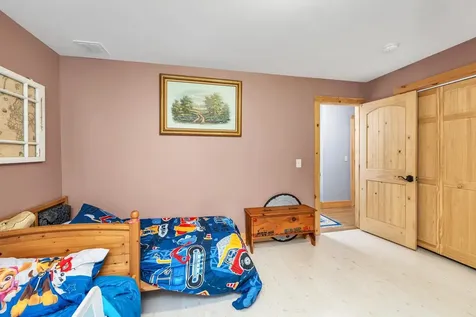 6 Phoenix Drive Kingston NH 03848