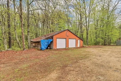 6 Phoenix Drive Kingston NH 03848