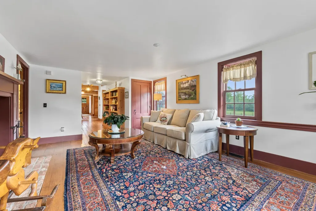 186 Huntress Bridge Road Effingham NH 03882