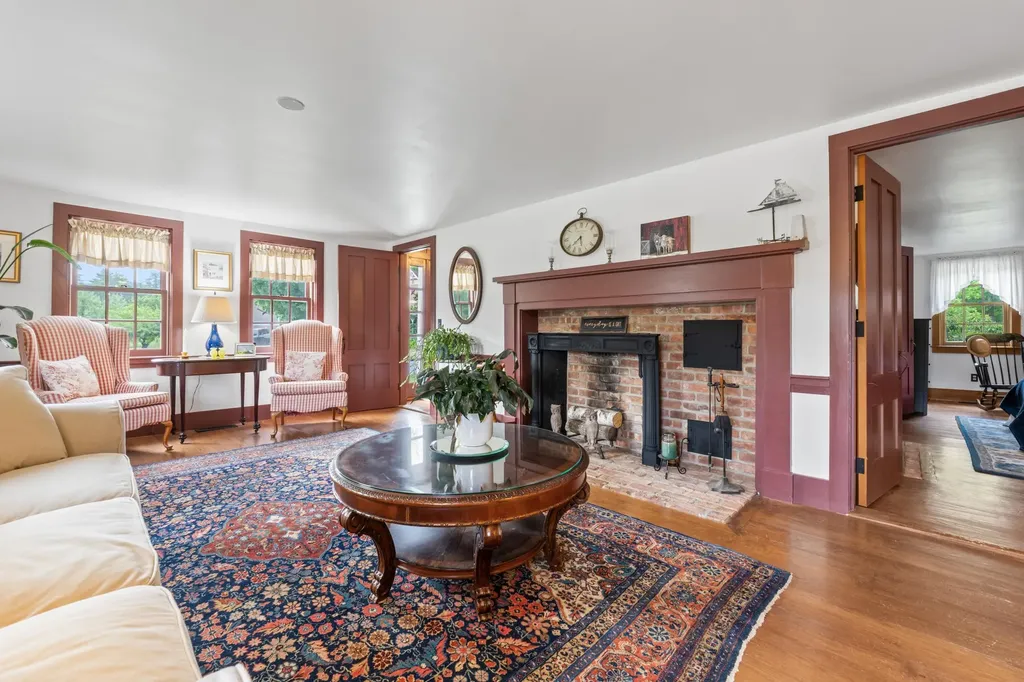 186 Huntress Bridge Road Effingham NH 03882