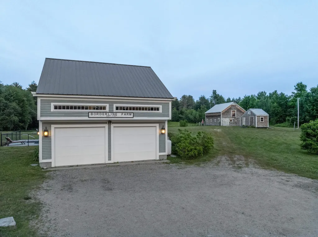 186 Huntress Bridge Road Effingham NH 03882