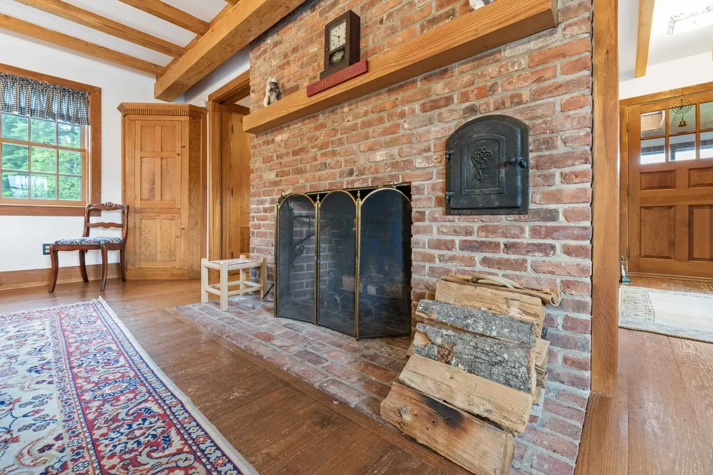 186 Huntress Bridge Road Effingham NH 03882