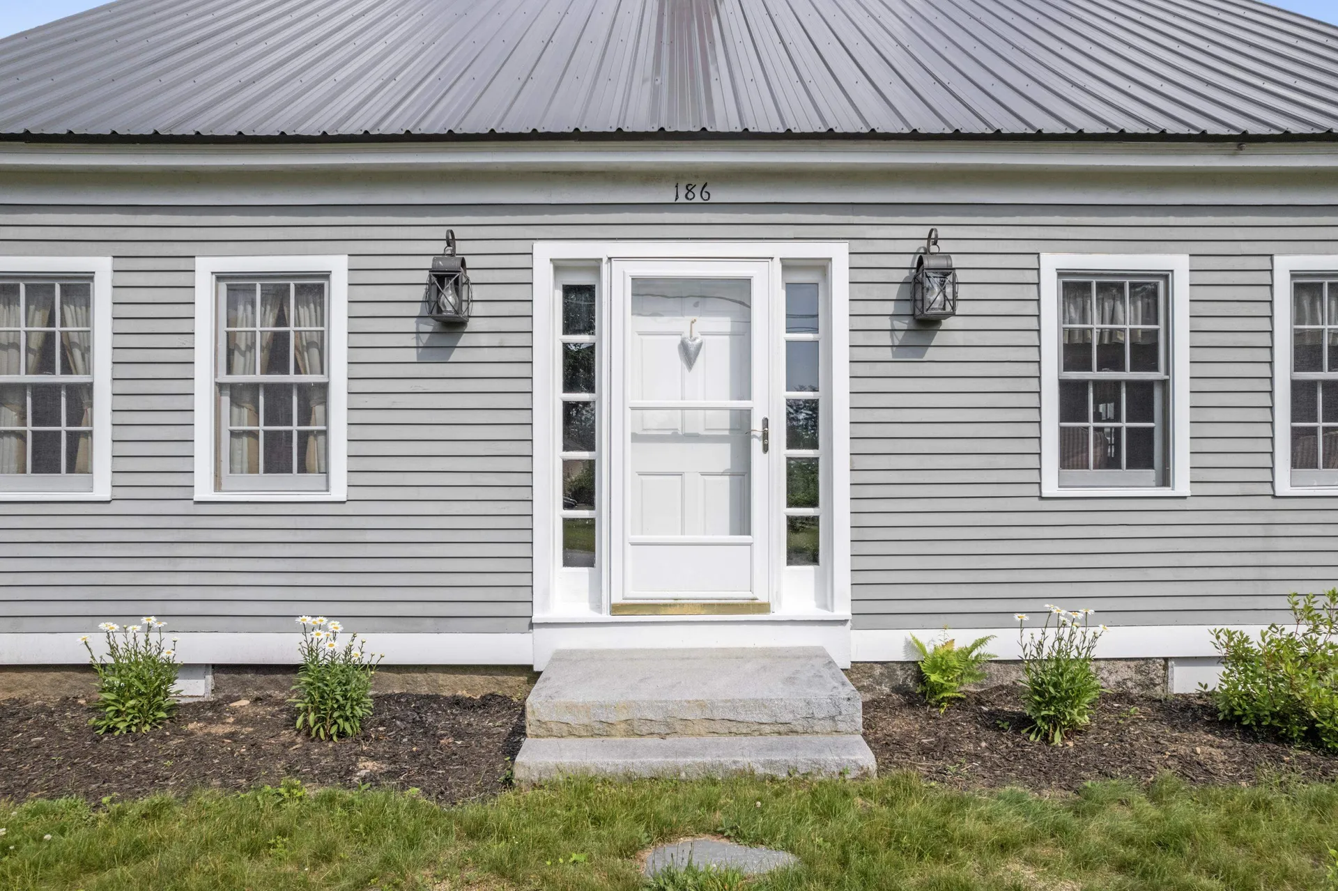 186 Huntress Bridge Road Effingham NH 03882