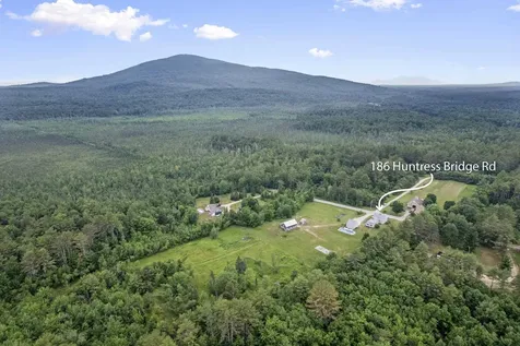 186 Huntress Bridge Road Effingham NH 03882