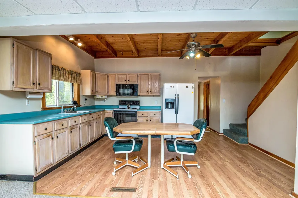 59 Lake Road Wakefield NH 03872