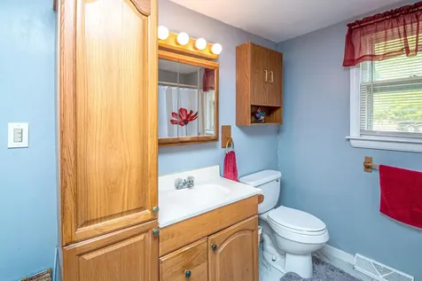 59 Lake Road Wakefield NH 03872