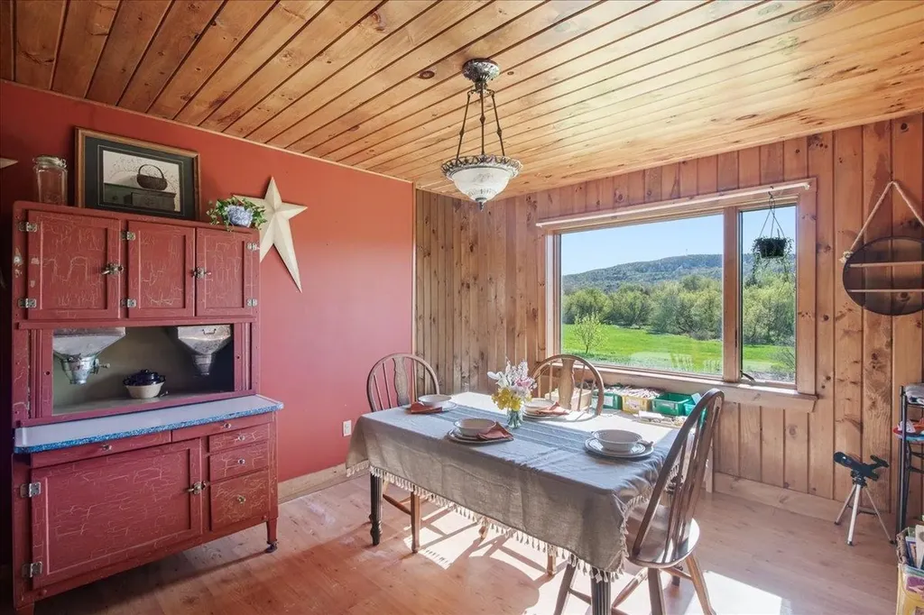 1565 Marvin Road Berkshire VT 05450