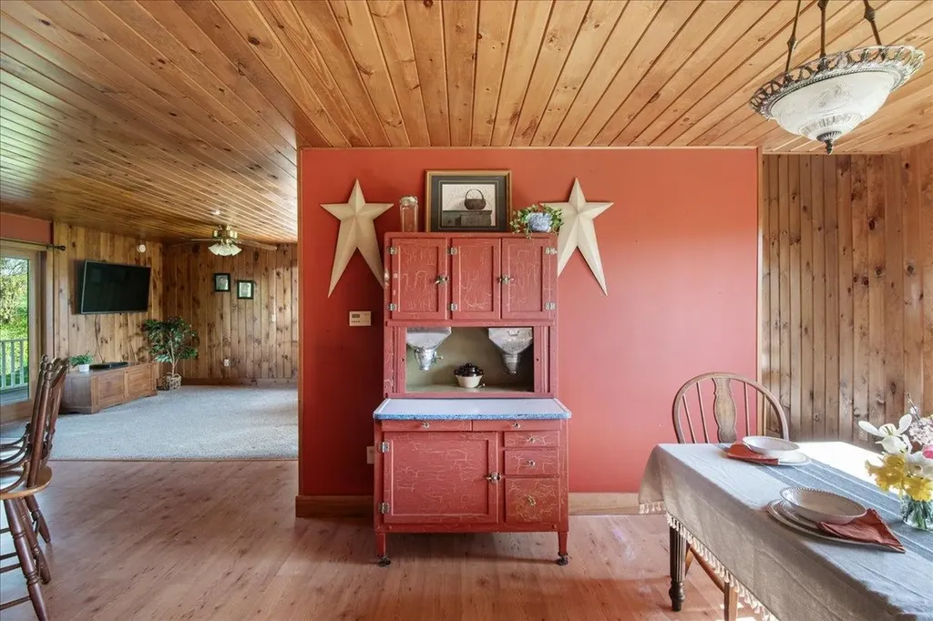 1565 Marvin Road Berkshire VT 05450