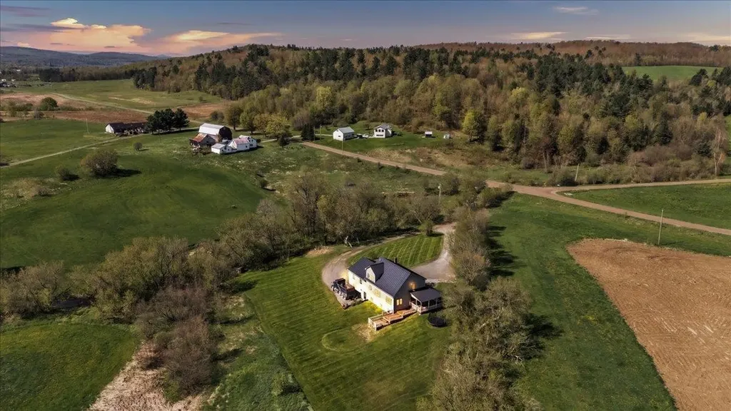 1565 Marvin Road Berkshire VT 05450