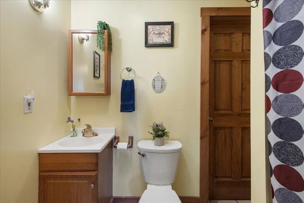 1565 Marvin Road Berkshire VT 05450