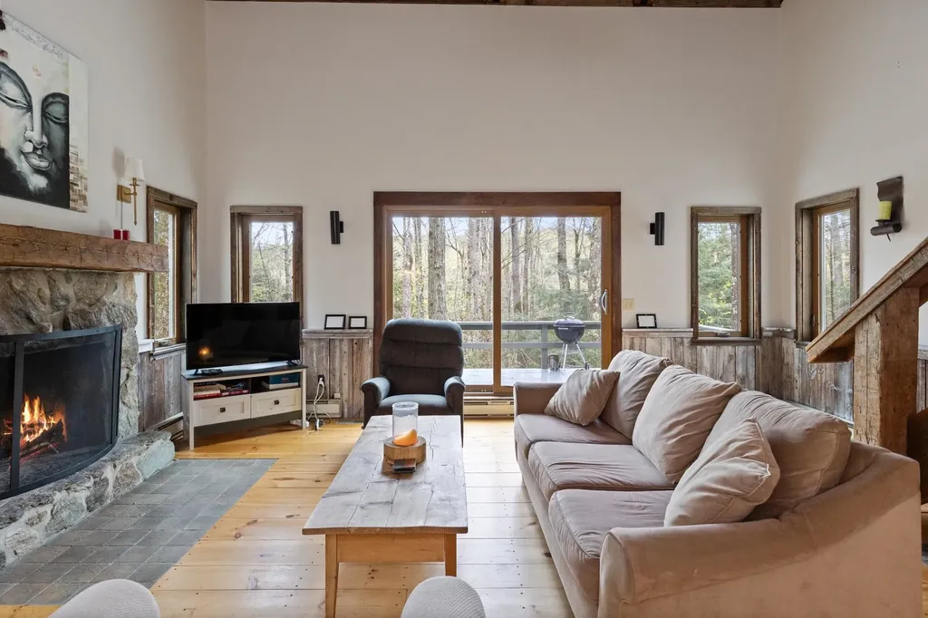 67 Birch Tree Lane Fayston VT 05673