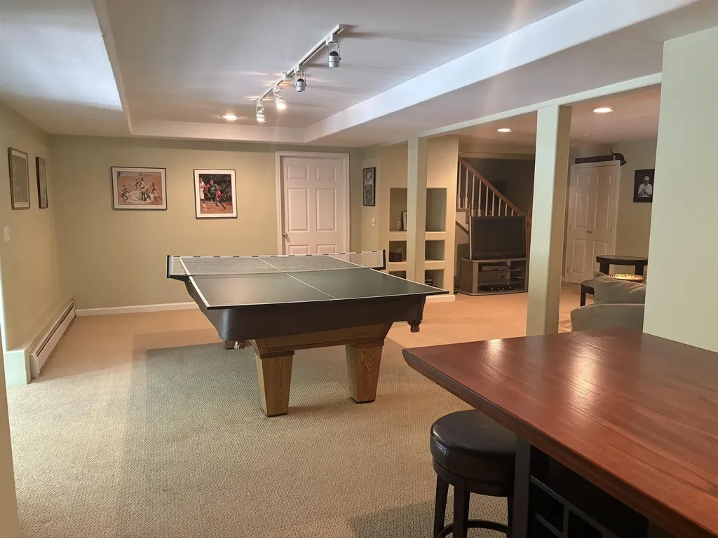 11 Fieldstone Drive Hooksett NH 03106