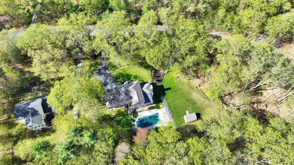 11 Fieldstone Drive Hooksett NH 03106