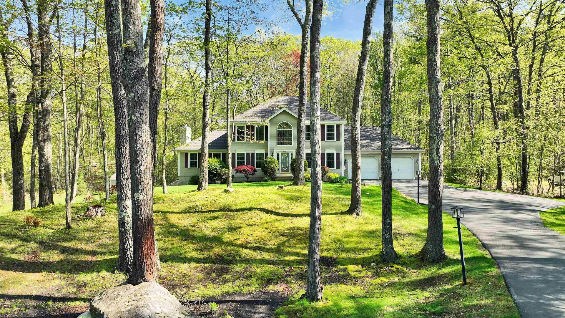11 Fieldstone Drive Hooksett NH 03106