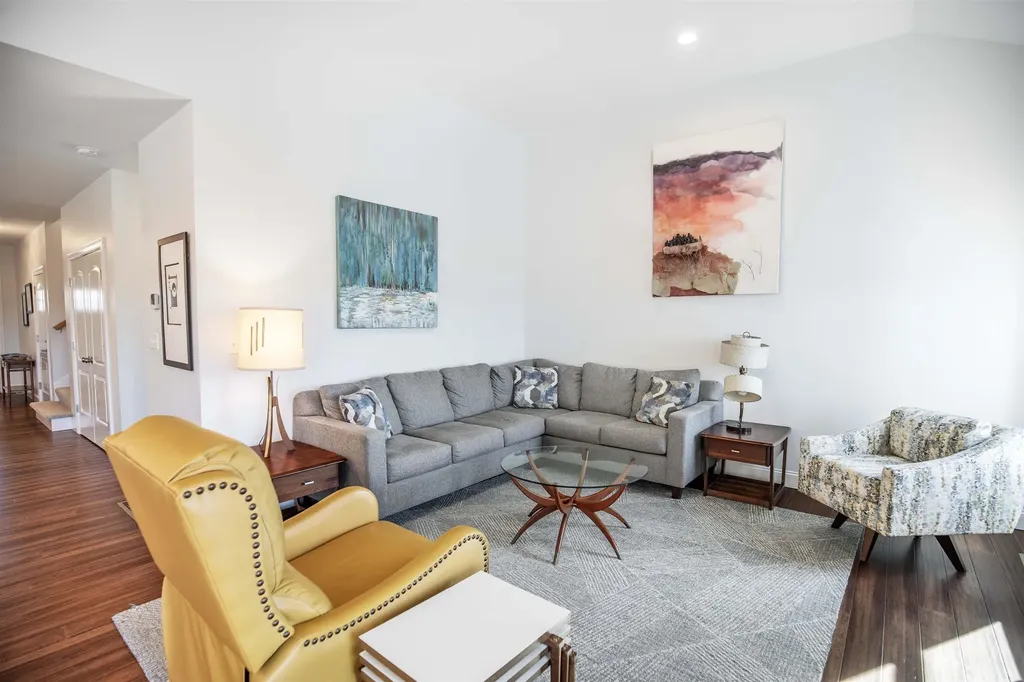 20 Del Ray Drive Windham NH 03087