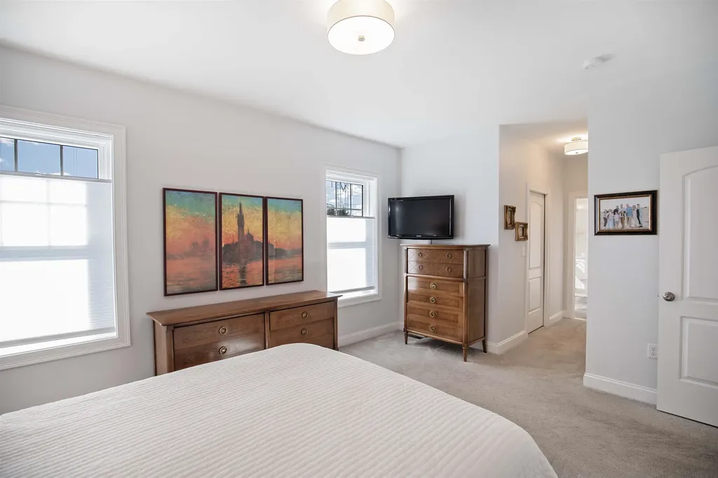 20 Del Ray Drive Windham NH 03087