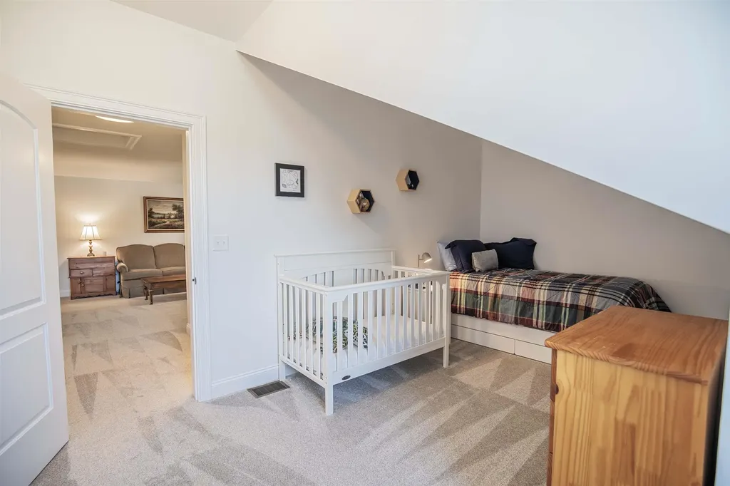 20 Del Ray Drive Windham NH 03087