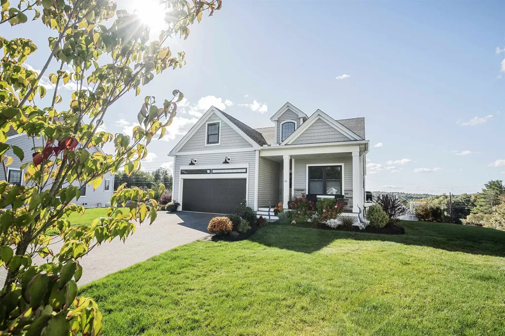 20 Del Ray Drive Windham NH 03087