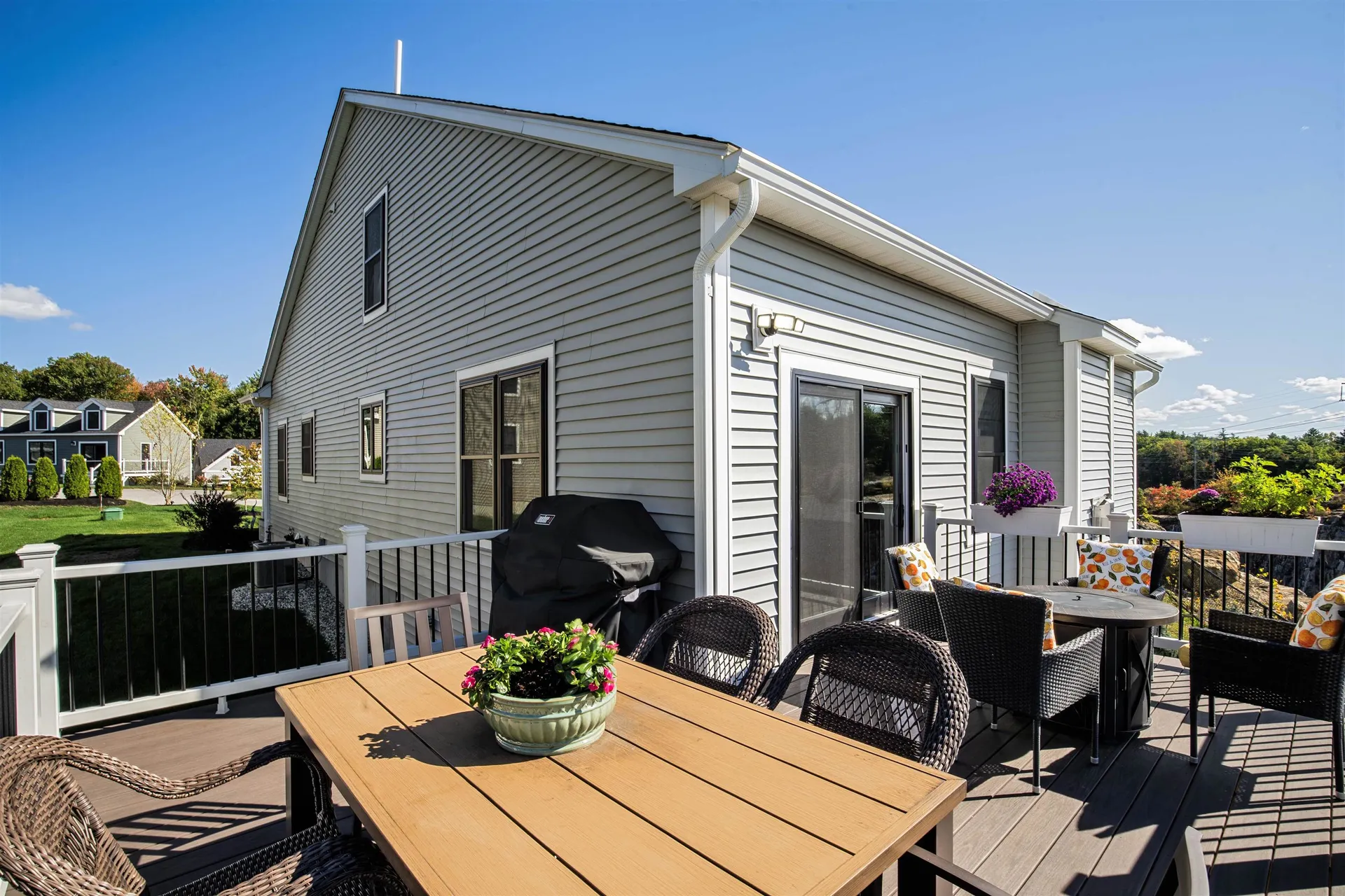 20 Del Ray Drive Windham NH 03087