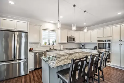 20 Del Ray Drive Windham NH 03087