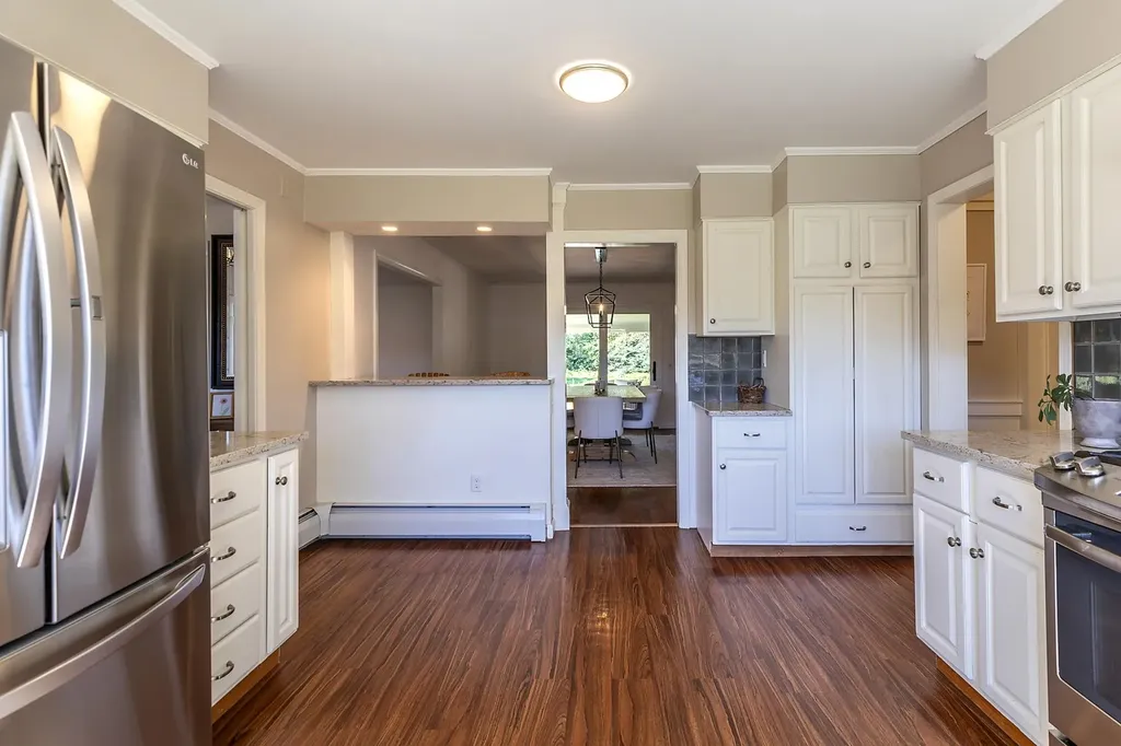 693 Longview Drive Manchester VT 05254