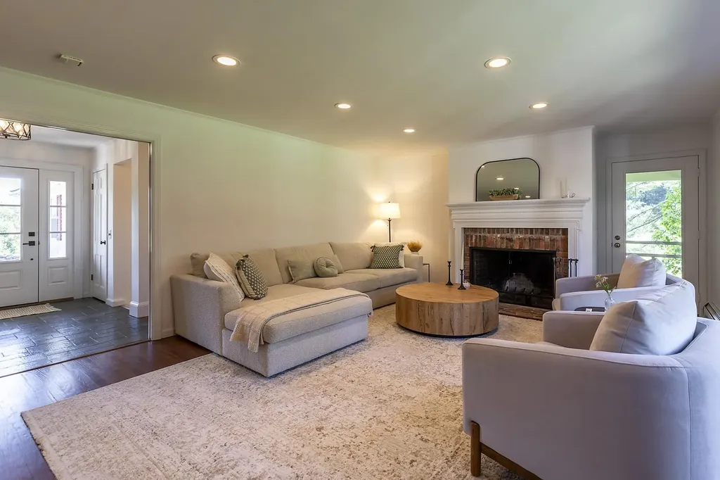 693 Longview Drive Manchester VT 05254