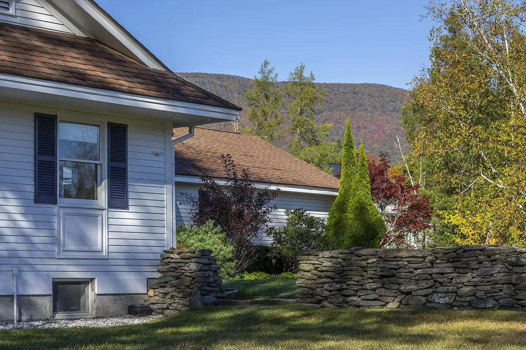 693 Longview Drive Manchester VT 05254