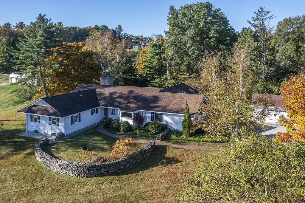 693 Longview Drive Manchester VT 05254