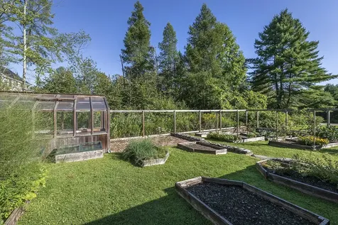 693 Longview Drive Manchester VT 05254