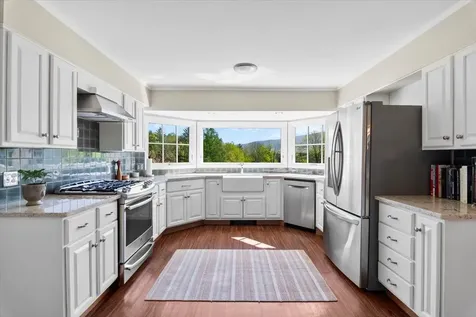 693 Longview Drive Manchester VT 05254